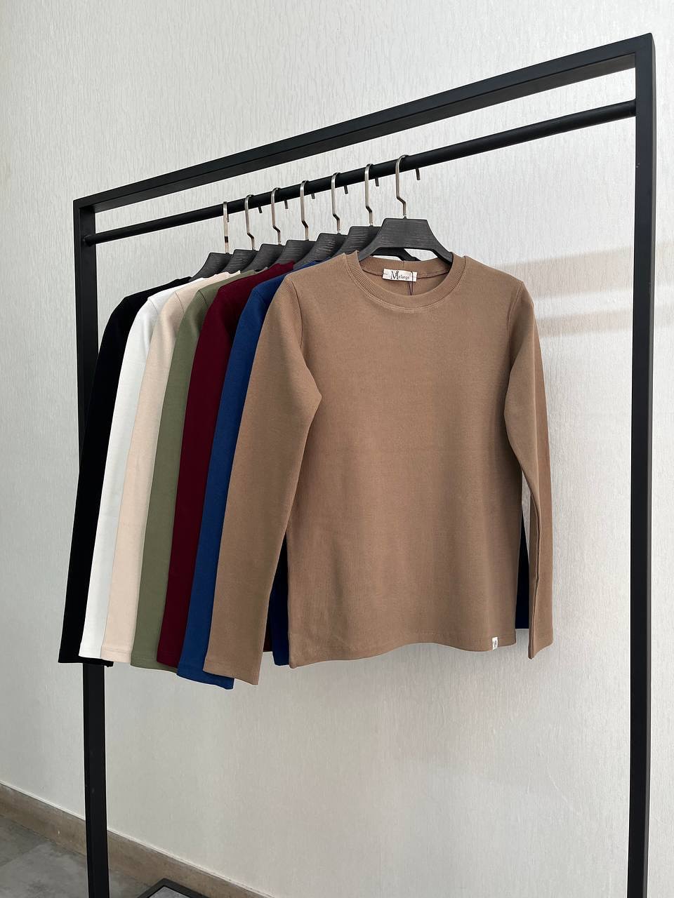 بلوز گرد استین دار جنس کشبافت سوپر فری سایز ۳۶ تا ۴۴