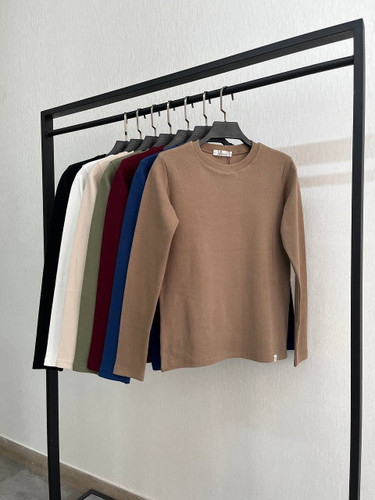 بلوز گرد استین دار جنس کشبافت سوپر فری سایز ۳۶ تا ۴۴